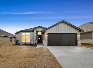 417 Rose Ave, Cleburne, TX 76033