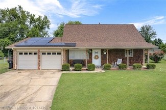 218 Baylor Cir, Fort Smith, AR 72908