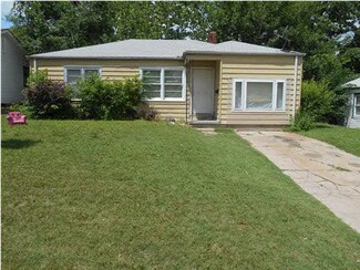 1517 N Volutsia St, Wichita, KS 67214