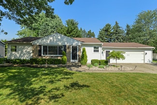 7506 14th Ave, Jenison, MI 49428