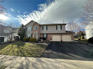 4551 Hoffman Dr, Whitehall, PA 18052