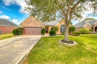 3818 Founders Dr, Needville, TX 77461