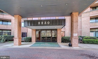 2230 George C Marshall Dr Unit 315, Falls Church, VA 22043