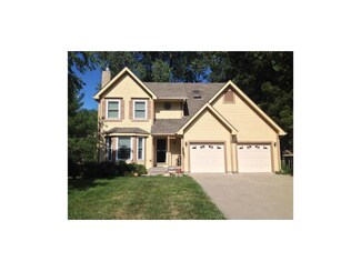11004 N McGee St, Kansas City, MO 64155