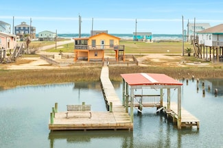4433 Palm St, Freeport, TX 77541