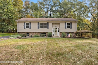 2216 Campanile Ct, East Stroudsburg, PA 18301