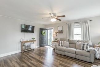 315 W Maple Ave, Lancaster, KY 40444
