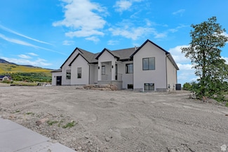 688 Cherry Creek Pkwy, Richmond, UT 84333