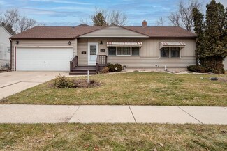 312 Dorow Ave, Edgerton, WI 53534