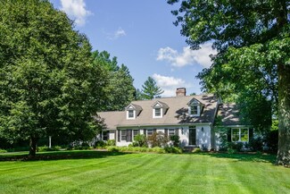 121 Hartwell Rd, Carlisle, MA 01741
