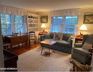 129 Pennsylvania Ave, Ocean Grove, NJ 07756