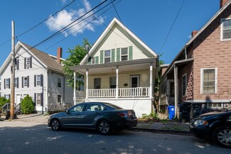 34 Dover St, Manchester, NH 03102