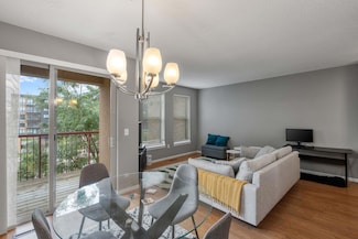 680 N 2nd St Unit 403, Minneapolis, MN 55401