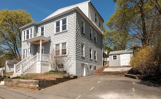 16 Horton St, Salem, MA 01970