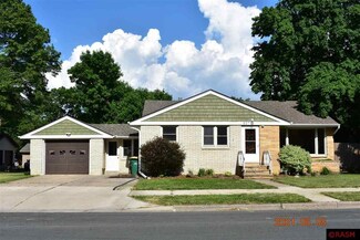507 3rd St NE, Montgomery, MN 56069