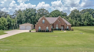 160 Oak Manor Dr, Coldwater, MS 38618