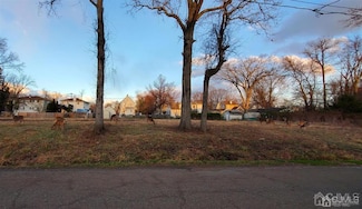 223 Hall St, Dunellen, NJ 08812