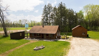 1545 Brookfield Ave, Green Bay, WI 54313