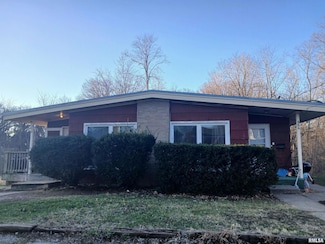 906 5th Ave, Silvis, IL 61282