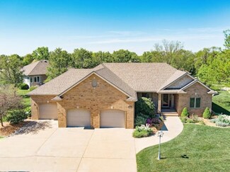 2502 Maclean Cir, Salina, KS 67401