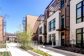 721 Longleaf Dr NE Unit 8, Atlanta, GA 30342