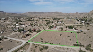 5525 Minna Gombell Ln, Pioneertown, CA 92268