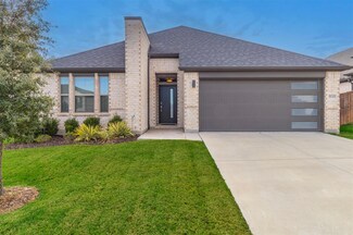 5640 Barco Rd, Fort Worth, TX 76126