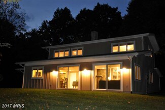 196 Moon Rd, Sperryville, VA 22740