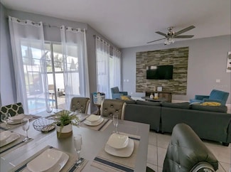 326 Captiva Dr, Davenport, FL 33896