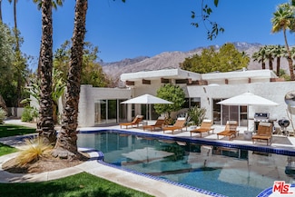 550 N Arquilla Rd, Palm Springs, CA 92262
