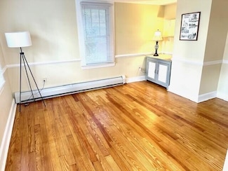 220 Atlantic Ave, Boothbay Harbor, ME 04538