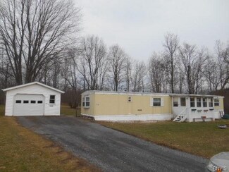 10036 Short Cut Rd, Weedsport, NY 13166