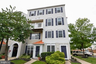 8199 Halley Ct, Lorton, VA 22079