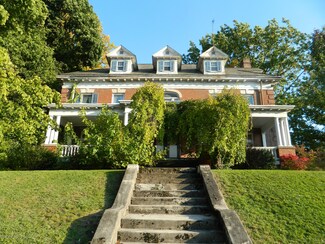 802 Monroe Ave, Scranton, PA 18510