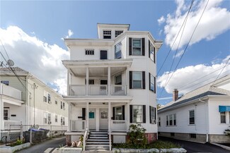 35 Humes St, Providence, RI 02907