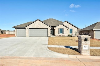 2025 W Flintlock Way, Mustang, OK 73064