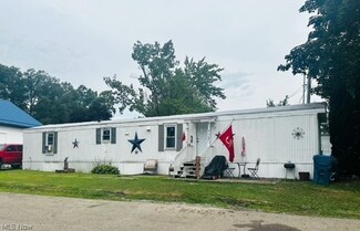 240 N Millborne Rd Unit 2, Orrville, OH 44667