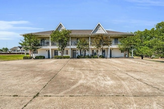 202 Tomlinson Dr, Starkville, MS 39759