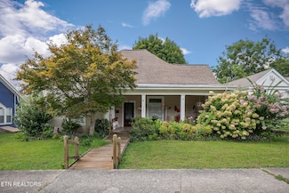 107 N Main St, Sparta, TN 38583