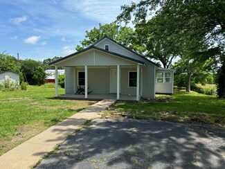 399 Stafford Ln, Seymour, MO 65746