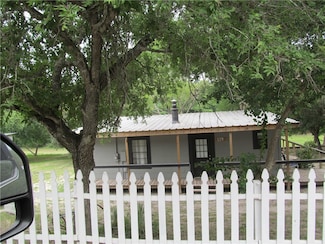119 Horseshoe Cliff, Sandia, TX 78383