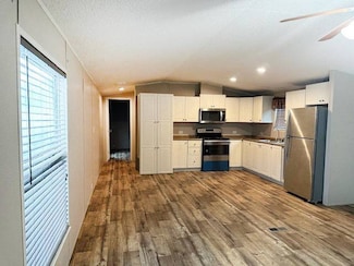 18733 Samuels Rd Unit 158, Zachary, LA 70791