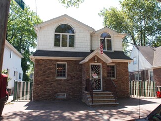 80 Clawson St, Staten Island, NY 10306