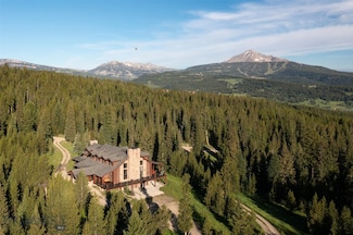 170 Hyalite Dr, Gallatin Gateway, MT 59730