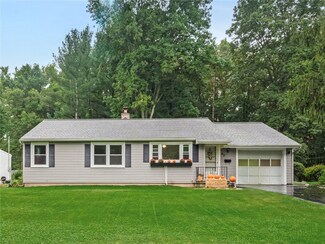 65 Pleasant Way, Penfield, NY 14526