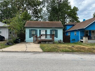 3007 W 44th Ave, Kansas City, KS 66103