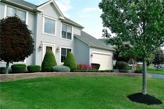 2309 Winterberry Dr, Lake View, NY 14085