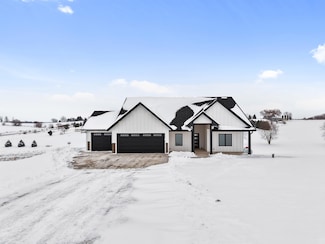 N5038 Meadowlark Cir, Monticello, WI 53570