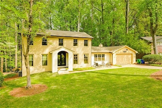 2433 Helmsdale Dr NE, Atlanta, GA 30345