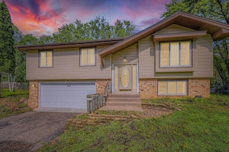 7808 Shingle Creek Dr, Brooklyn Park, MN 55443
